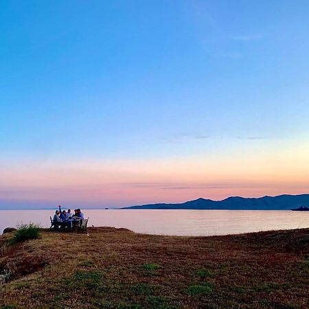 Beach House Set In A Beautiful Bay 카리스토스 외부 사진